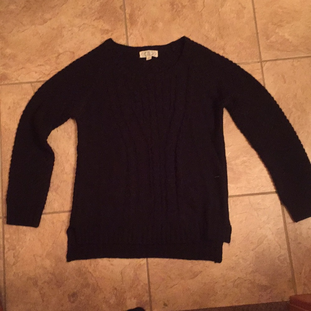 Women's crew sweater